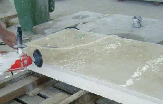 從舊時光到新潮流 水磨石如何以石材加工新姿態(tài)驚艷回歸